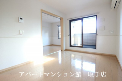 【居間・リビング】 | パーク・ヒルズ利根弐番館