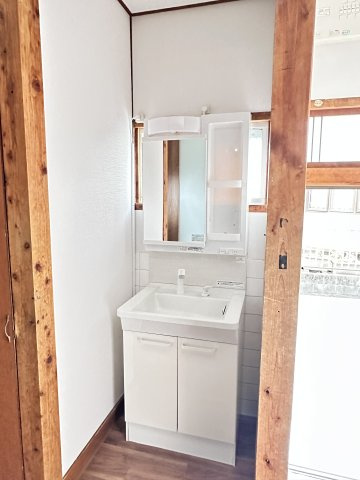 尼崎市若王寺２丁目の文化住宅の洗面所