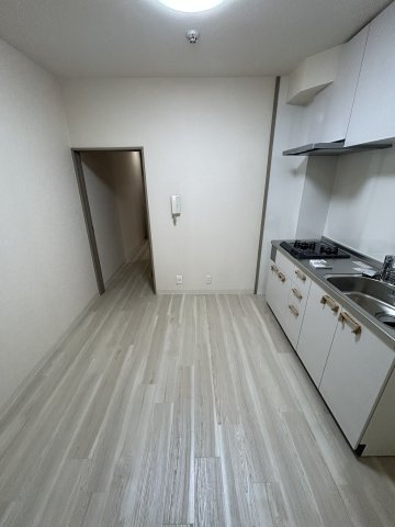 メデューセ新島の居間・リビング