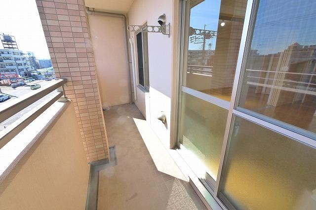 フェリスのバルコニー|落ち着いた時間を過ごせるバルコニーです