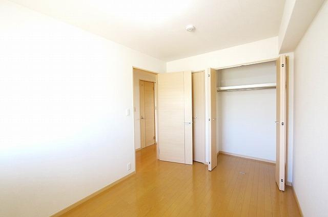 フェリスの洋室