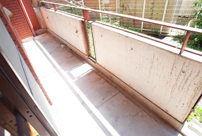 【バルコニー】 | ロイヤルメゾン富士 | 広々としたバルコニーです