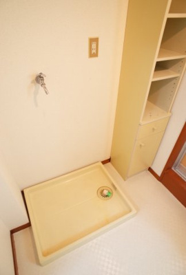 【その他】 | ロイヤルメゾン富士 | 洗濯機置き場