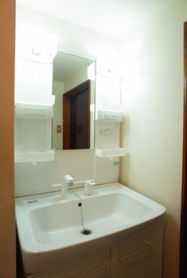 【独立洗面台】 | ロイヤルメゾン富士 | 洗面