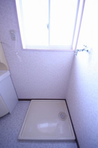 アレストカネコの設備|室内洗濯機置場です