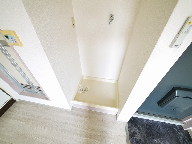 シティパレス富雄南の玄関