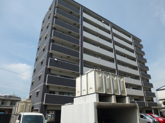 倉敷市稲荷町の賃貸マンションの外観