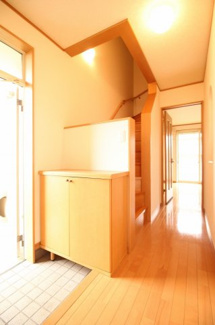 【玄関】 | ラフォーレ栄町B棟 | 同施工会社同型タイプの別のお部屋です