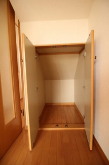 【収納】 | ラフォーレ栄町B棟 | 同施工会社同型タイプの別のお部屋です