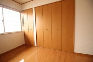 【収納】 | ラフォーレ栄町B棟 | 同施工会社同型タイプの別のお部屋です