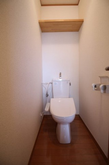 【トイレ】 | ラフォーレ栄町B棟 | 同施工会社同型タイプの別のお部屋です