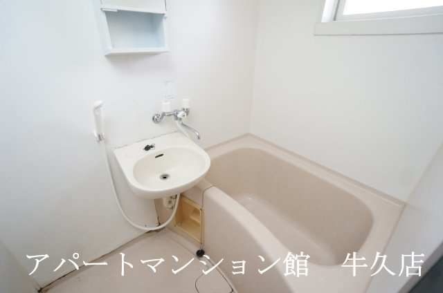 ライトハウスⅡの浴室