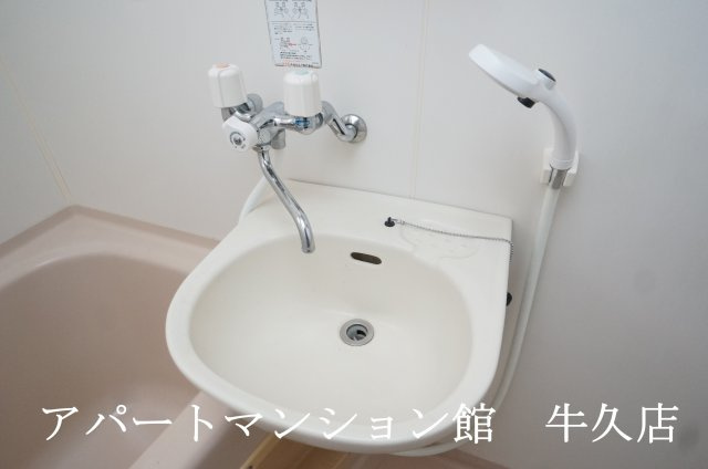 ライトハウスⅡの洗面所