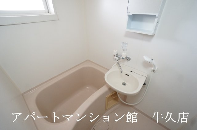 ライトハウスⅡの浴室