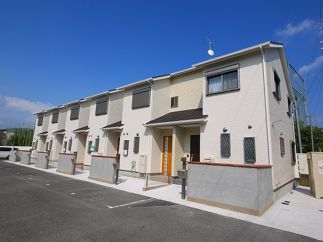 法蓮　F棟の外観