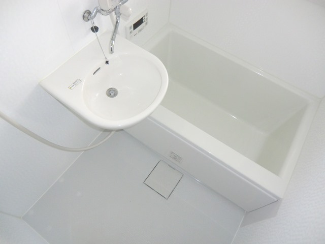 大阪市淀川区木川西１丁目の賃貸マンションの浴室