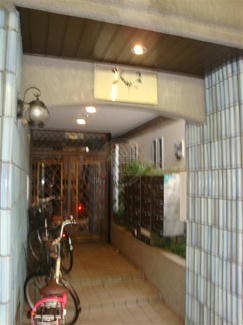 【エントランス】