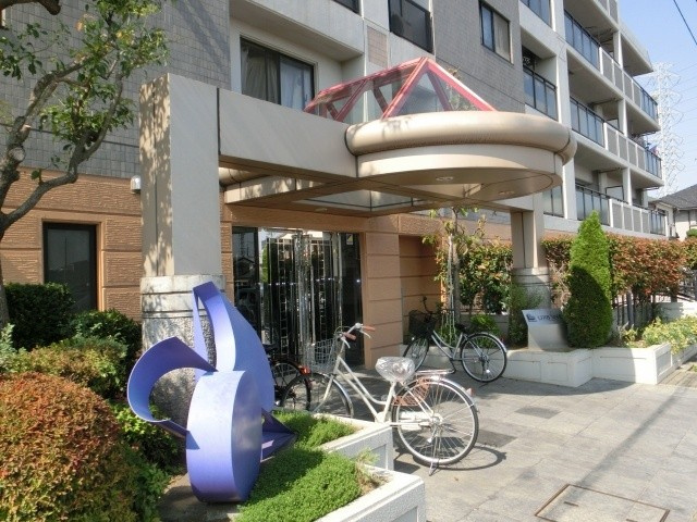 アーベイン川越岸町キッズアベニューのエントランス