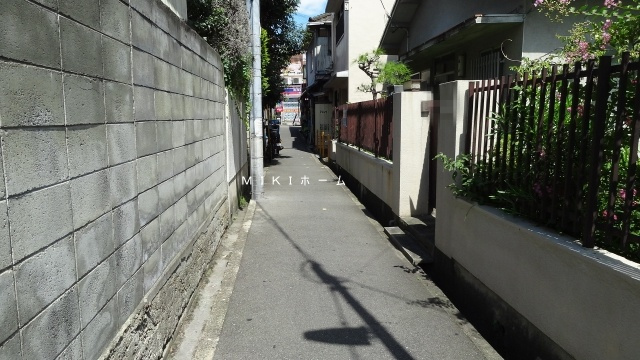 箕面市桜井２丁目　土地の周辺