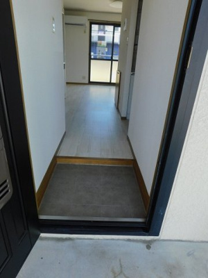 【玄関】 | メゾンボザールⅡ