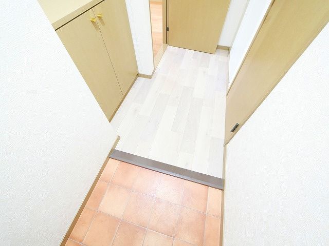 ビヨンドエミネンスの玄関