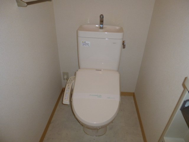 アクアグレイスのトイレ|温水洗浄便座