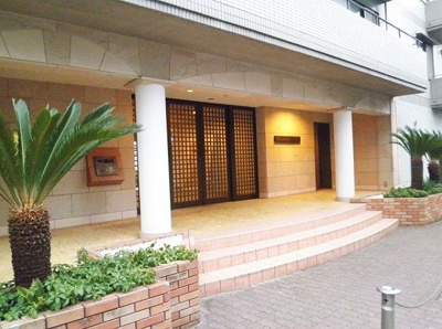 【エントランス】 | カルパティア市ヶ谷