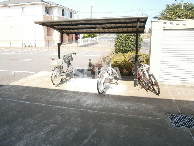 【その他共用部分】 | デルフィⅡ | 屋根付き駐輪場