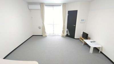 【その他】 | デルフィⅡ | ※1階はフローリング、2階はカーペット