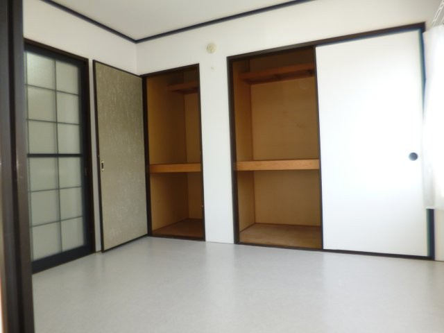 スバルハイツＢの収納|洋室