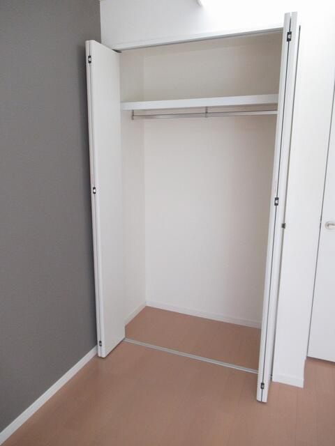 ラルーチェ江戸川の収納
