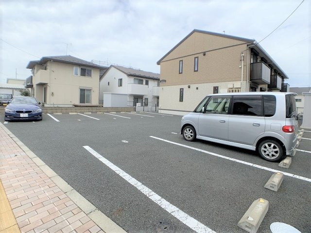 Ariettaの駐車場