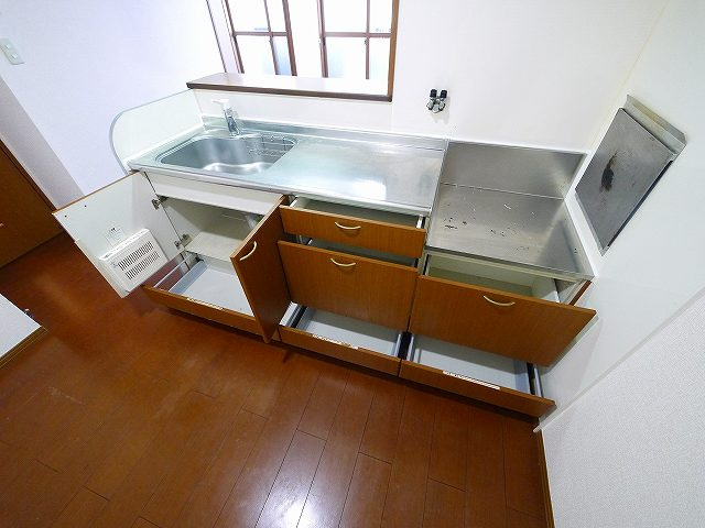 メゾンプレミール　B棟のキッチン|使いやすいキッチンです