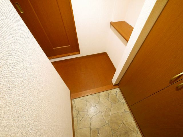 メゾンプレミール　B棟の玄関|ゆったりとした玄関です