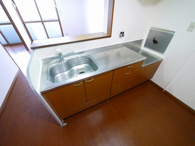 メゾンプレミール　B棟のキッチン|お料理しやすいキッチンです