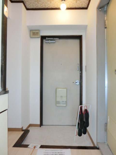 竹島プラザの玄関