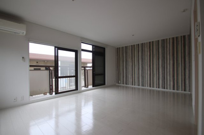 【居間・リビング】 | シティハイムサン一の宮Ｂ