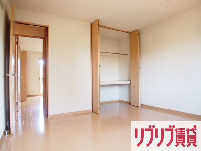 リビングタウン汐見丘の洋室