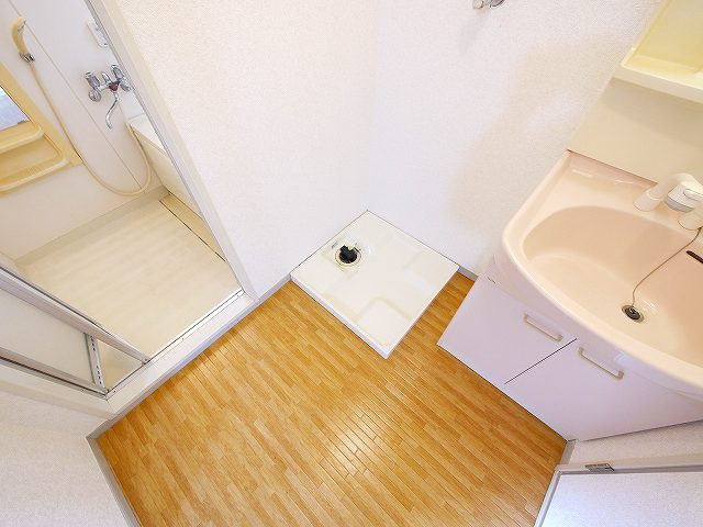 グランドハイツ岡田の洗面所