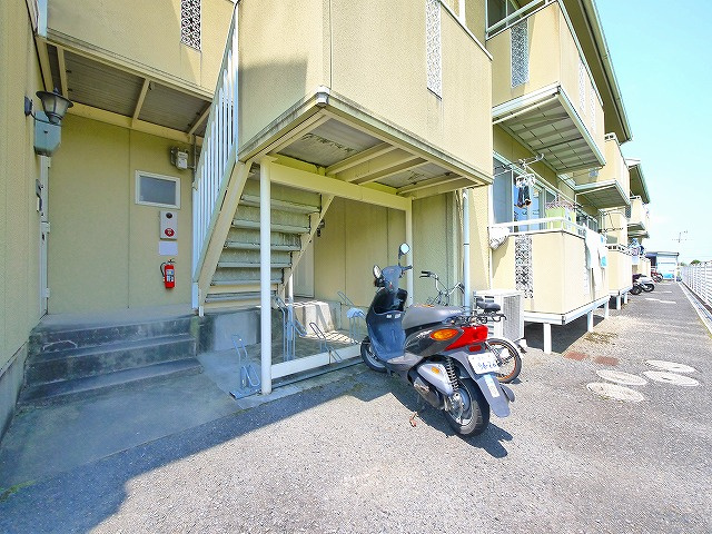 グランドハイツ岡田のその他共用部分|玄関周り
