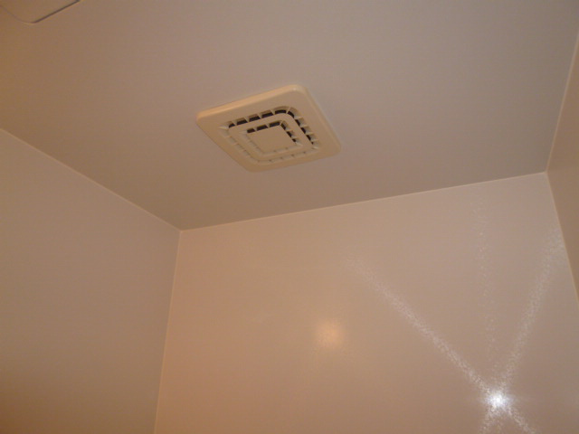 プロムナード２の浴室|換気扇