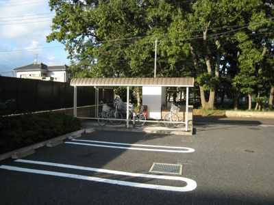 【その他共用部分】 | Ｍｅｒｃｕｒｙ | 屋根付き駐輪場が使用できます