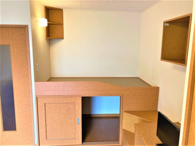 【その他】 | Ｍｅｒｃｕｒｙ | お布団敷いて寝る場所です