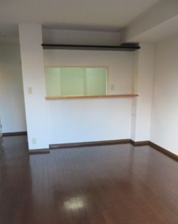【居間・リビング】 | ロイヤルフラット壱番館