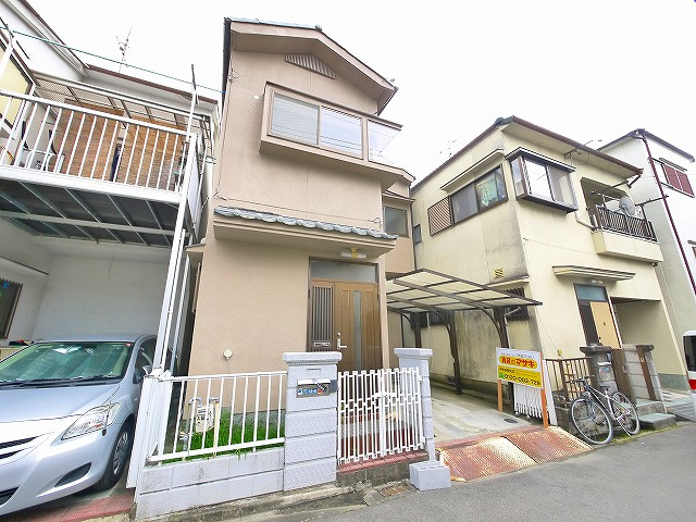 大安寺4丁目戸建の外観