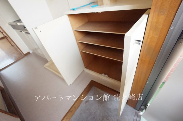 コーポサイドロードの収納