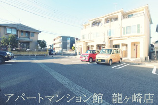 【駐車場】