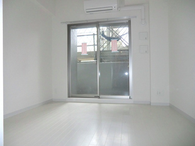 エスリード新北野の洋室