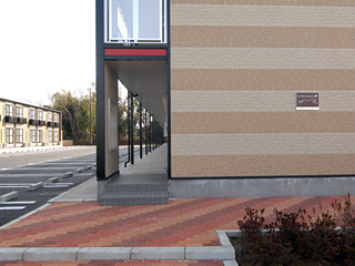 【エントランス】 | ビバリーヒルズ