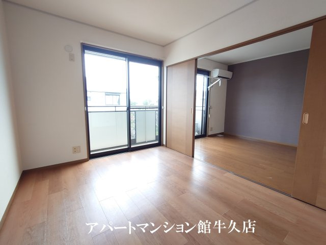 グリーンハイツⅡの洋室